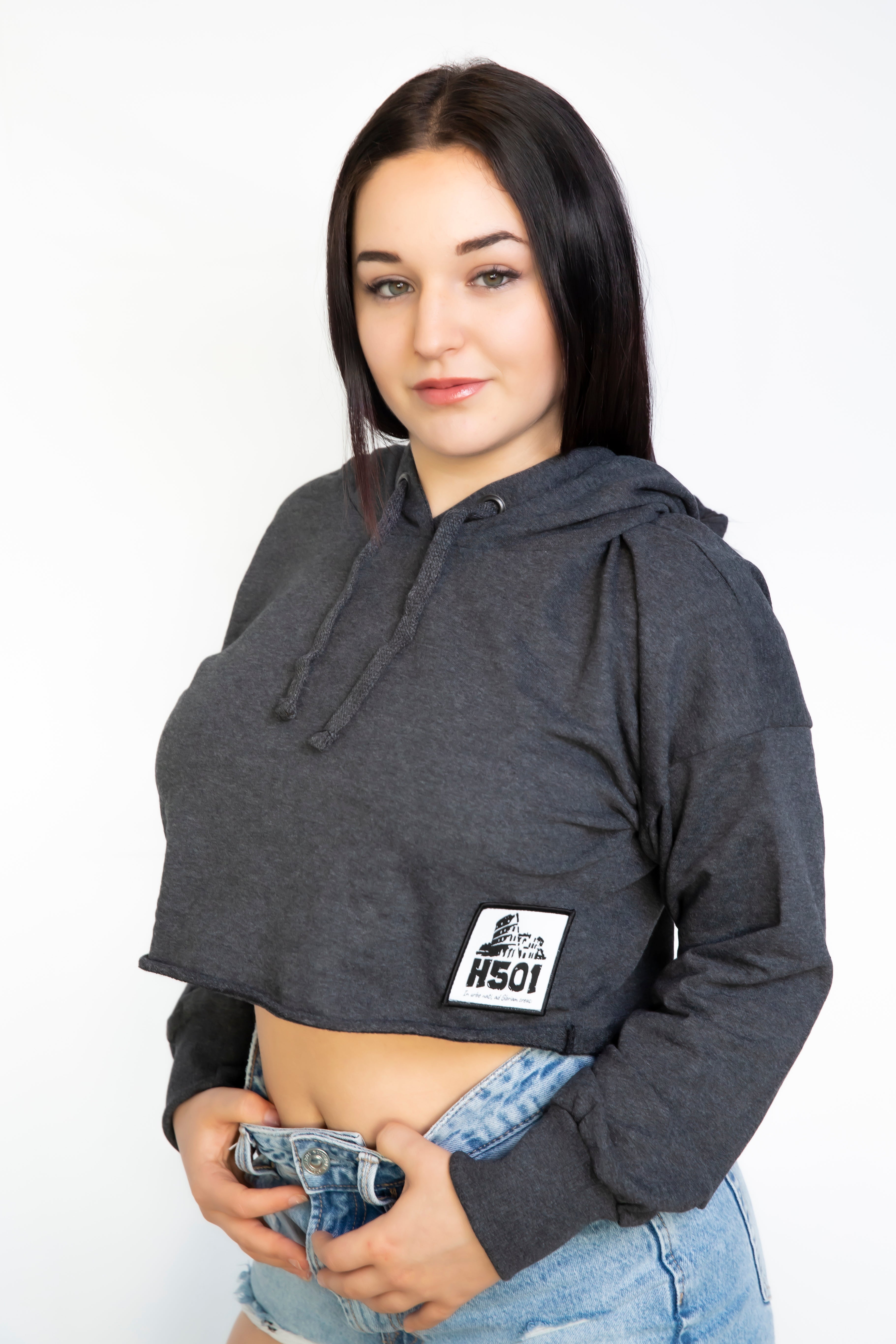 Crop hoodie in grigiastro color from H501Roma, featuring a stylish and comfortable design, perfect for casual wear.